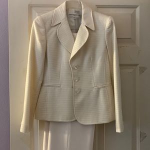 2 piece suit set with pants size 4P